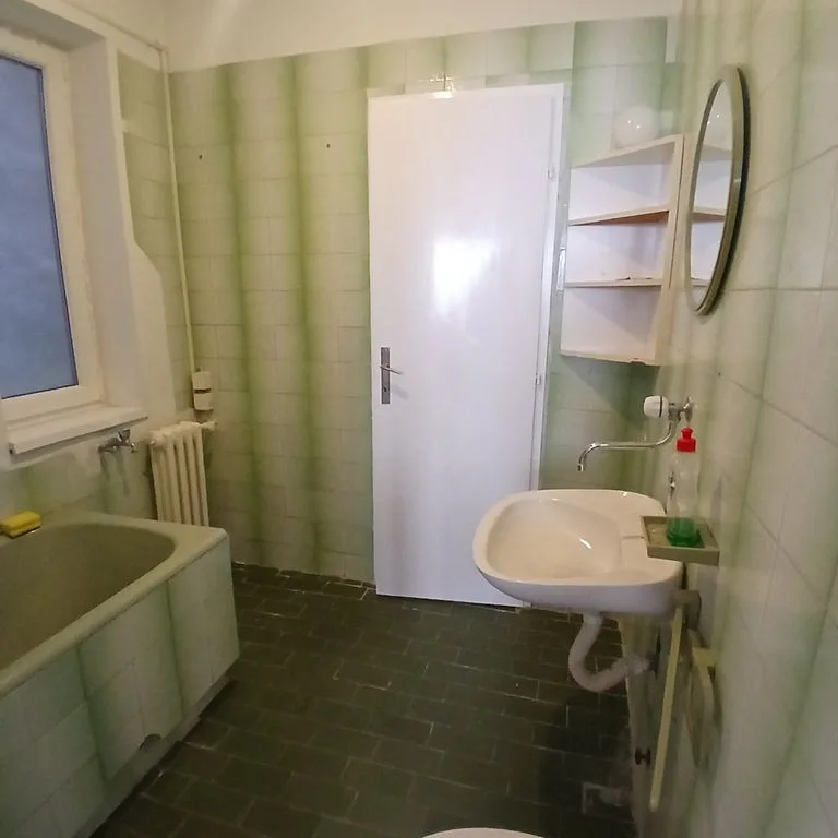 Trosoban stan na prodaju, Centar, Novi Sad, 77m², 2. sprat, 215.600 €