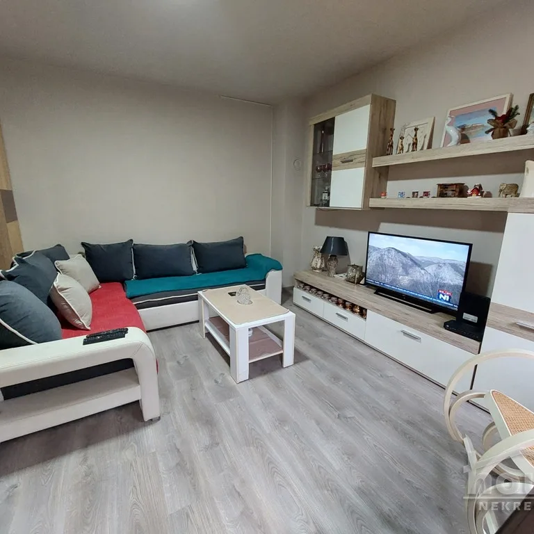 Stan Prodaja Novi Sad  41 m2