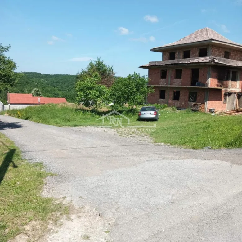 Kuća Prodaja Beograd Lipovica 607 m2