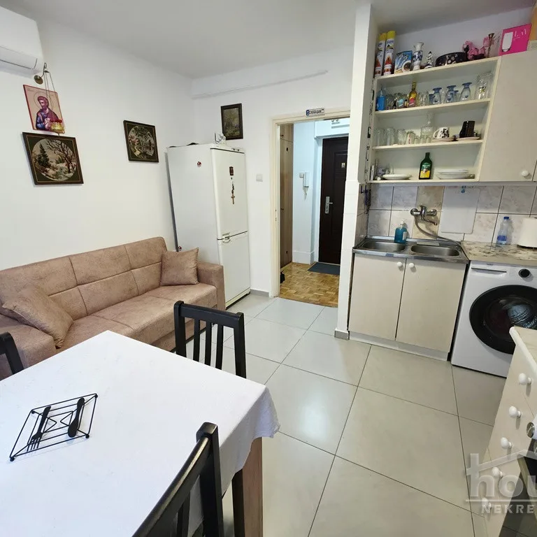 Stan Prodaja Novi Sad  29 m2