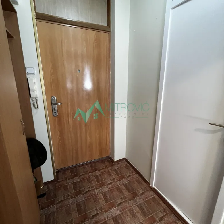 Jednosoban stan na prodaju, Novo Naselje, Novi Sad, 37m², 113.000 €