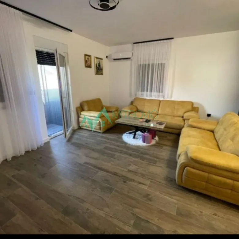 Troiposoban stan na prodaju, Veternička Rampa, Novi Sad, 88m², 262.650 €