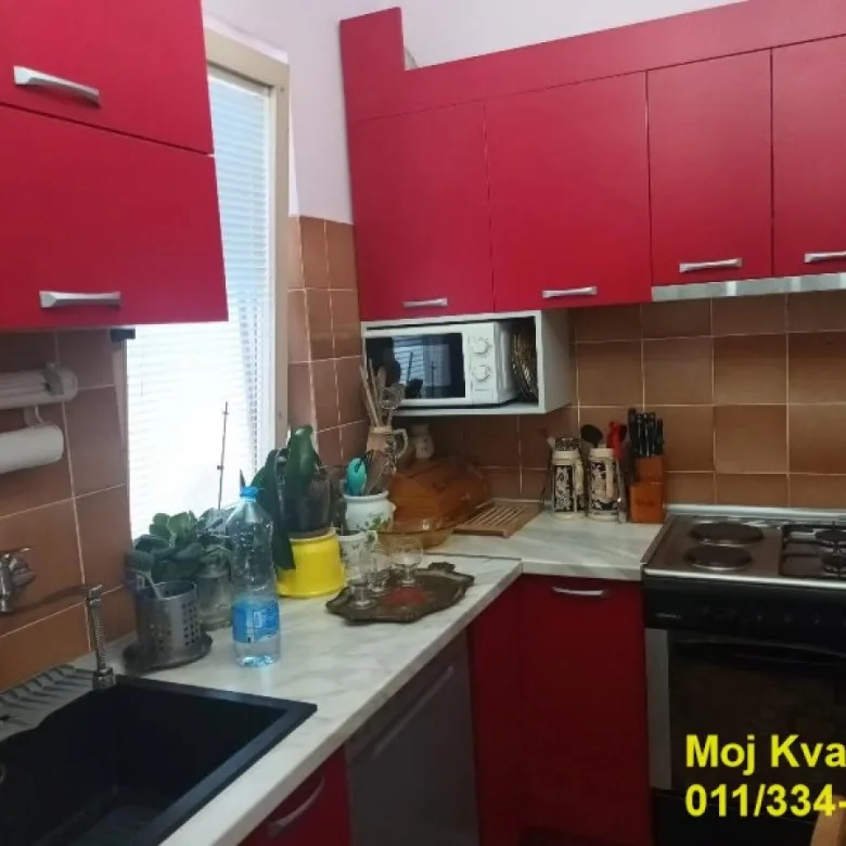 Kuća na prodaju, Nova Pazova, Stara Pazova, 431m², 295.000 €