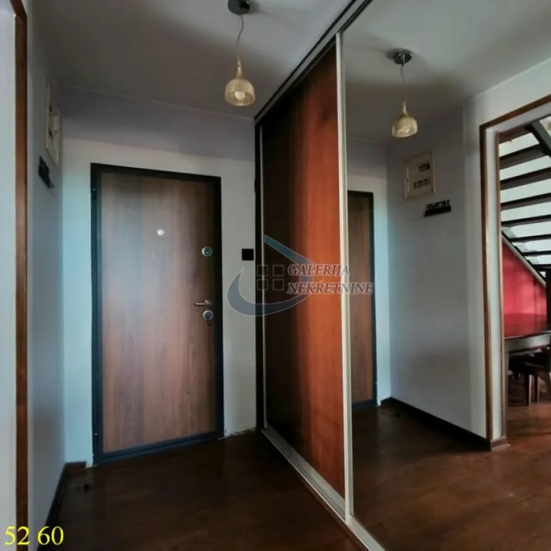 Četvorosoban stan na prodaju, Autokomanda, Beograd, 115m², 380.000 €