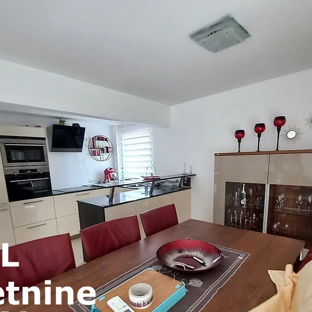 Kuća na prodaju, Futog, Novi Sad, 210m², 290.000 €