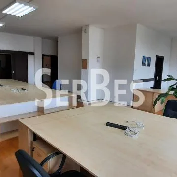 Lokal Izdavanje Novi Sad  210 m2