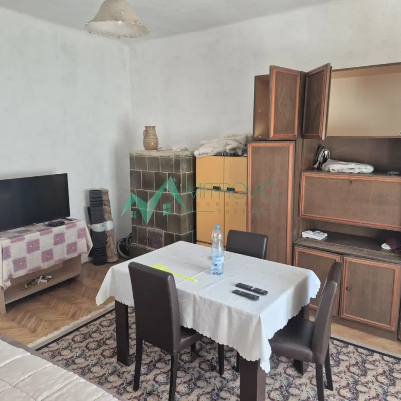 Kuća Prodaja Bečej  184 m2