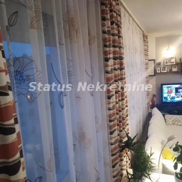 Stan Prodaja Novi Sad  144 m2