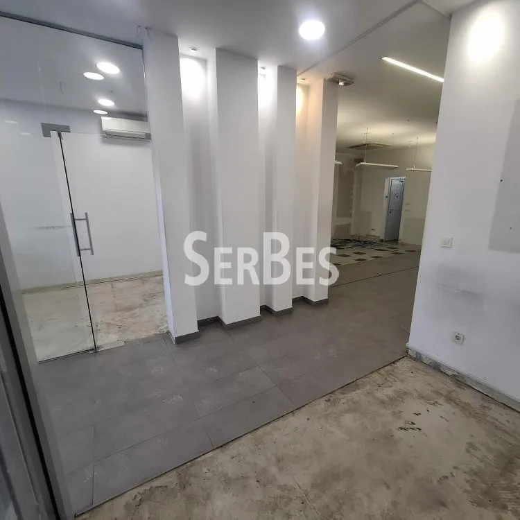 Lokal Izdavanje Novi Sad  400 m2