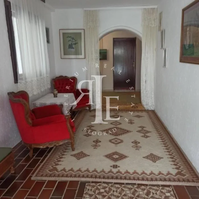 Kuća Prodaja Beograd Mala Moštanica 300 m2