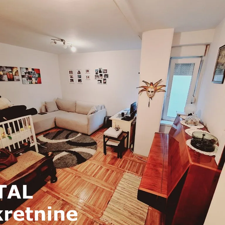 Troiposoban stan na prodaju, Bulevar Oslobođenja, Novi Sad, 80m², 5. sprat, 208.000 €
