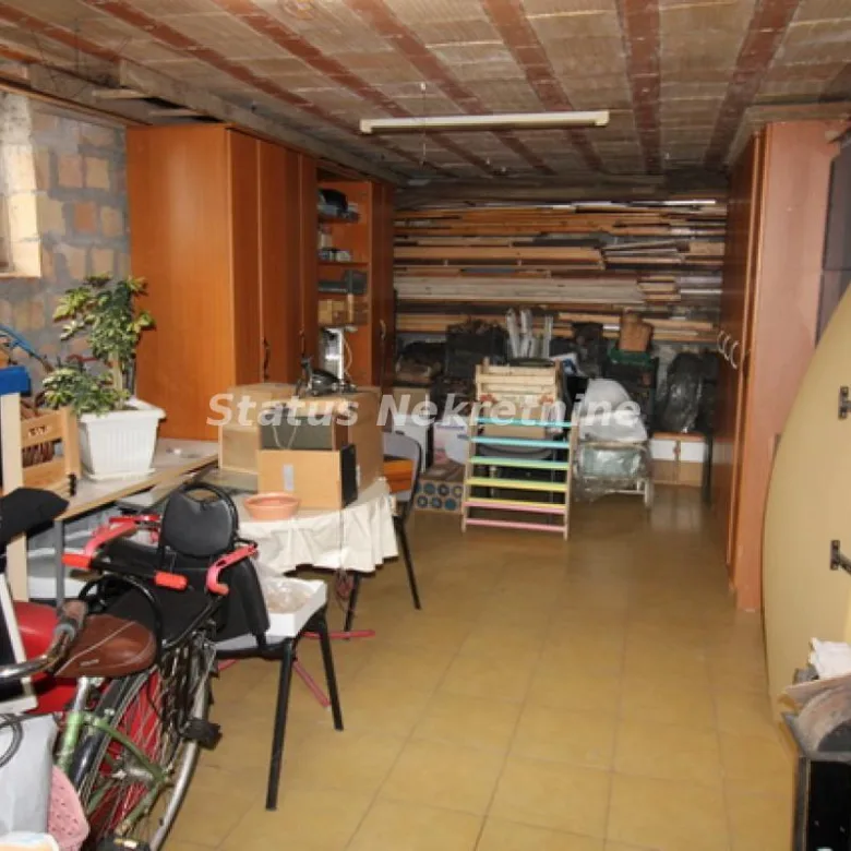 Kuća na prodaju, Adice, Novi Sad, 230m², 245.000 €