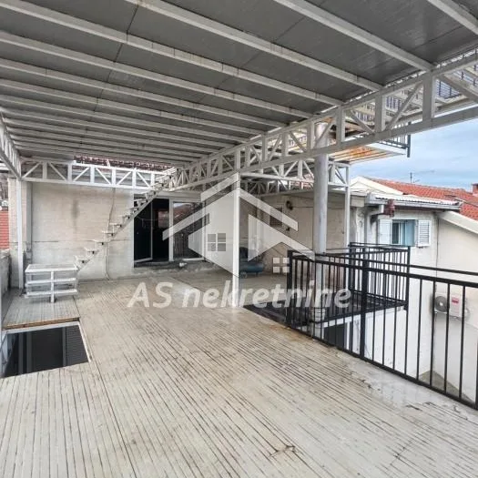 Kuća za izdavanje, Donji Grad, Beograd, 250m², 2.500 €/mes
