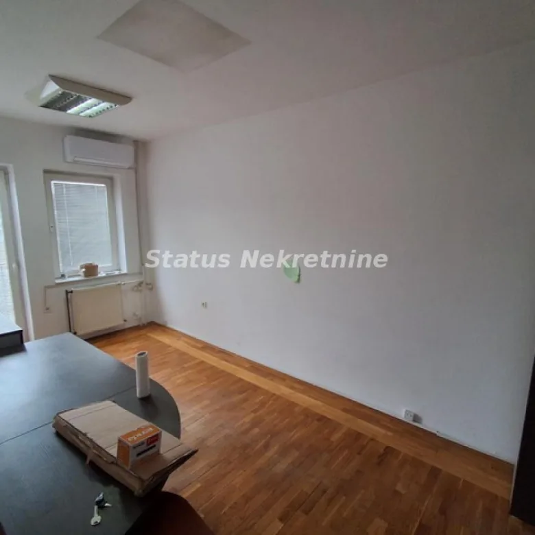 Petosoban stan za izdavanje, Centar, Novi Sad, 170m², 1.000 €/mes