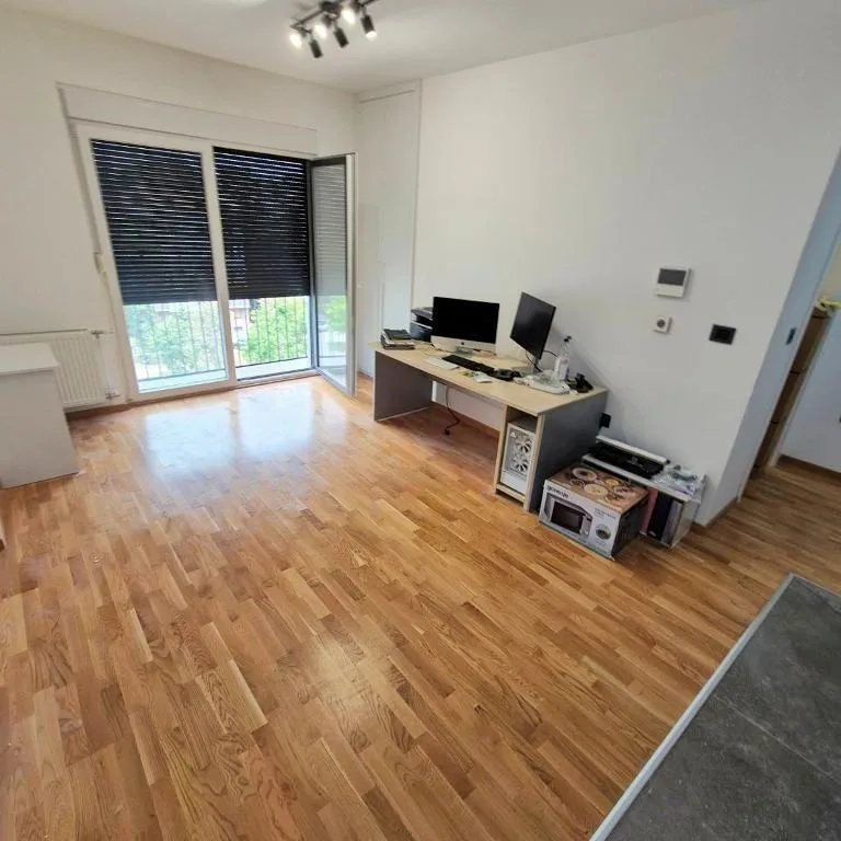 Stan Prodaja Novi Sad  40 m2