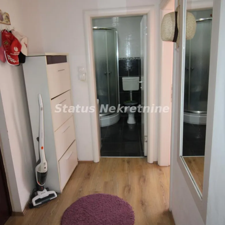 Stan Prodaja Novi Sad  33 m2