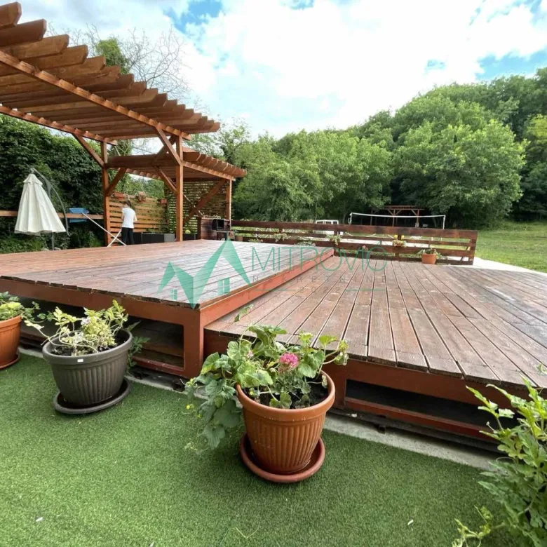 Kuća Prodaja Velika Remeta  180 m2