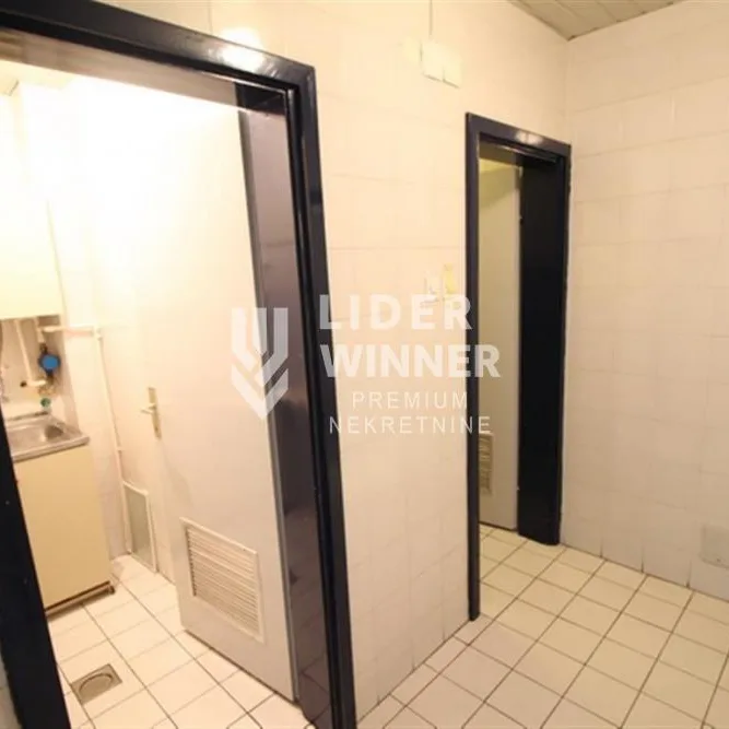 Lokal za izdavanje, Centar, Beograd, 220m², 1.950 €/mes