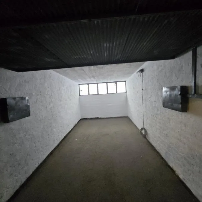 Garaža Izdavanje Novi Sad  12 m2