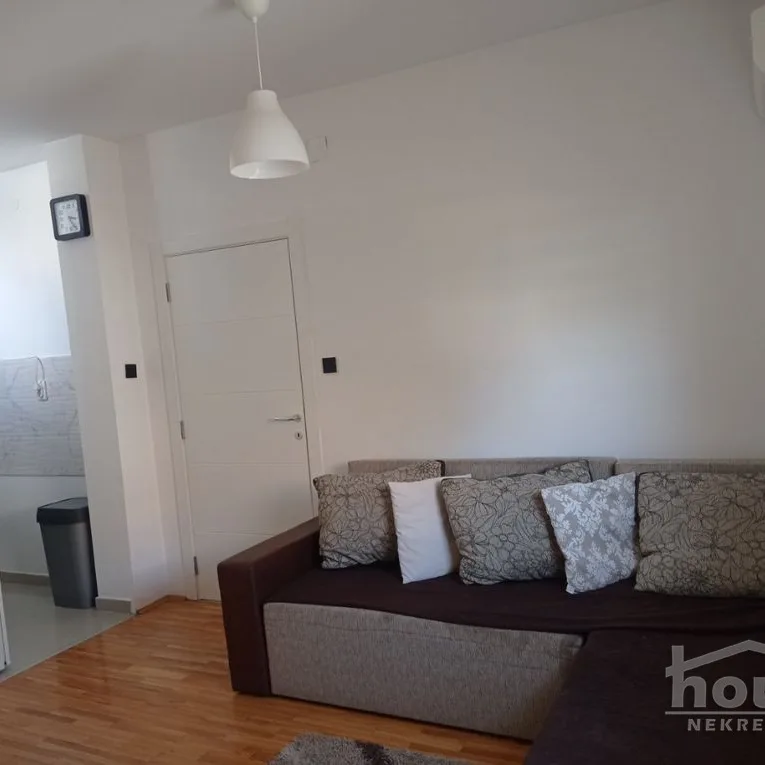 Troiposoban stan na prodaju, Veternička Rampa, Novi Sad, 66m², 135.000 €