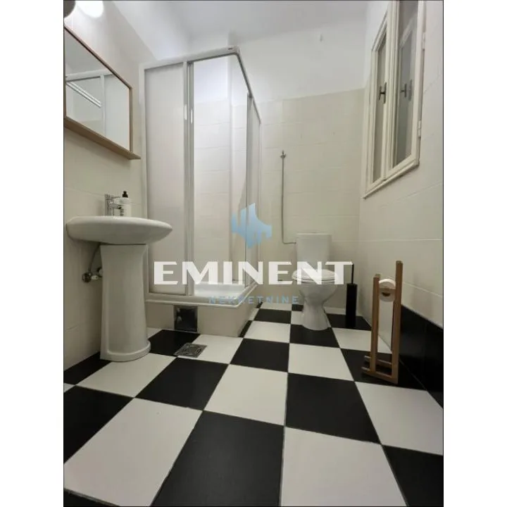 Trosoban stan za izdavanje, Centar, Beograd, 80m², 1.800 €/mes