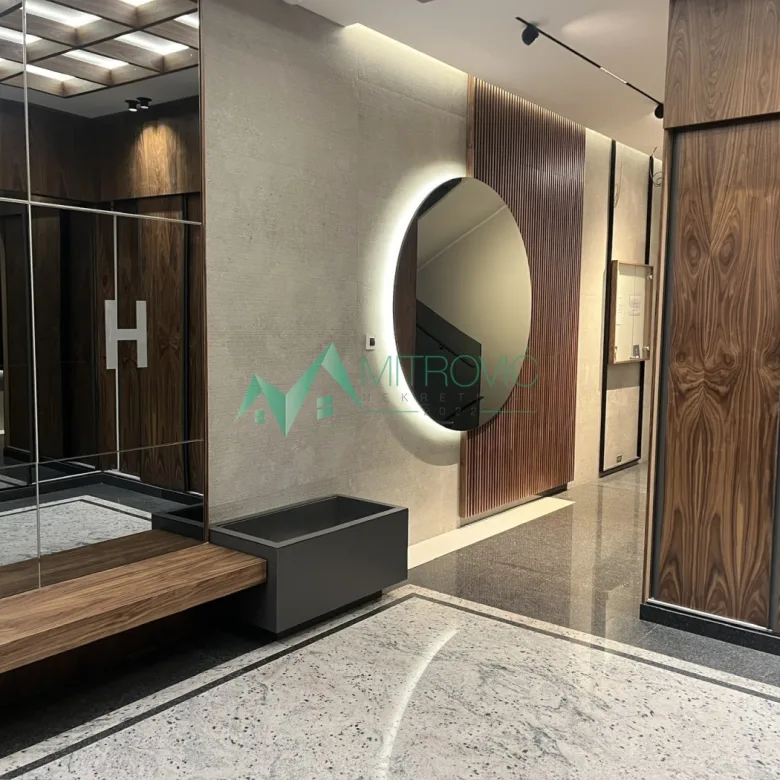 Jednoiposoban stan na prodaju, Rotkvarija, Novi Sad, 42m², 900 €
