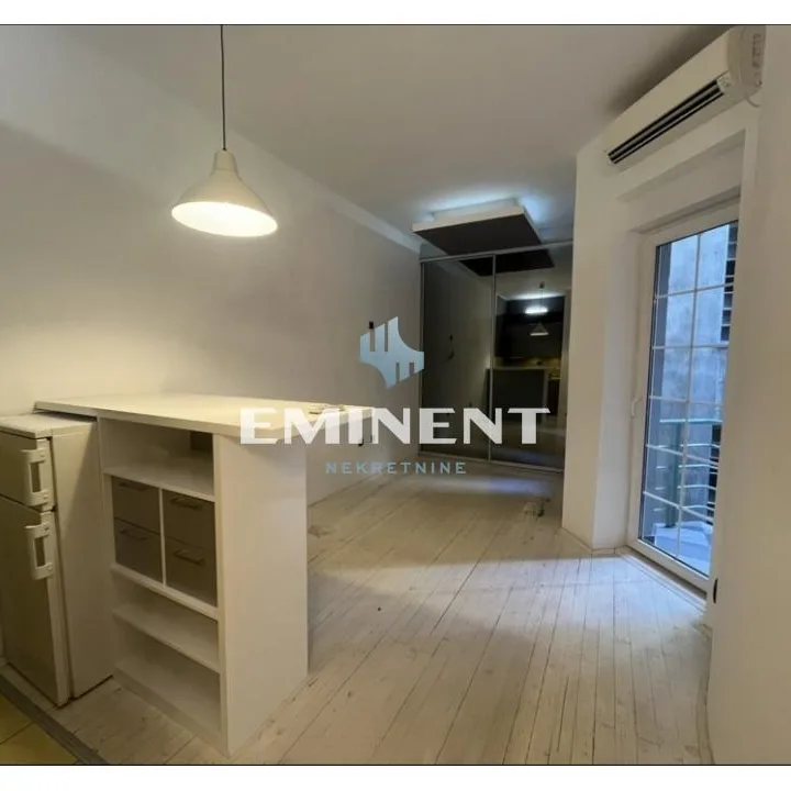 Stan Izdavanje Beograd Centar (Čukarica) 80 m2