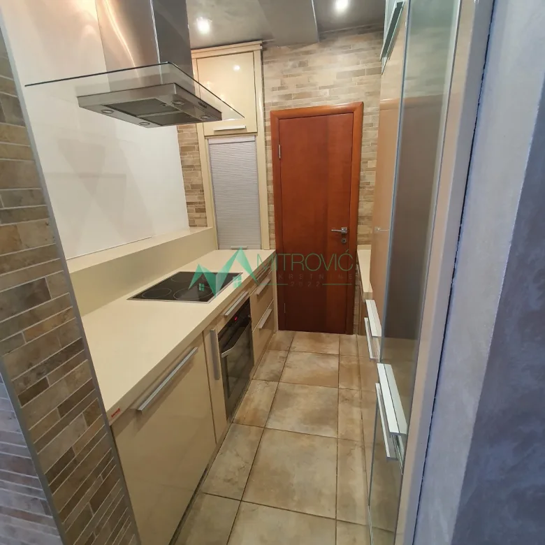 Stan Prodaja Novi Sad  126 m2