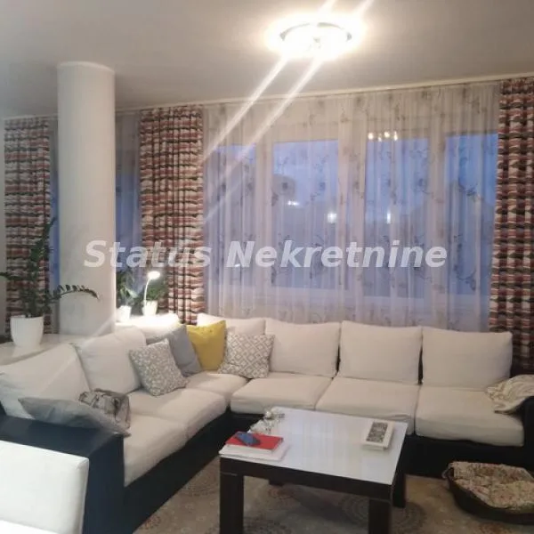 Stan Prodaja Novi Sad  144 m2