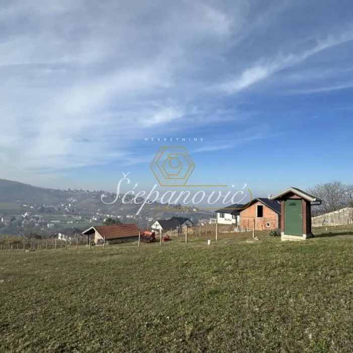 Plac Prodaja Beočin  3671 m2
