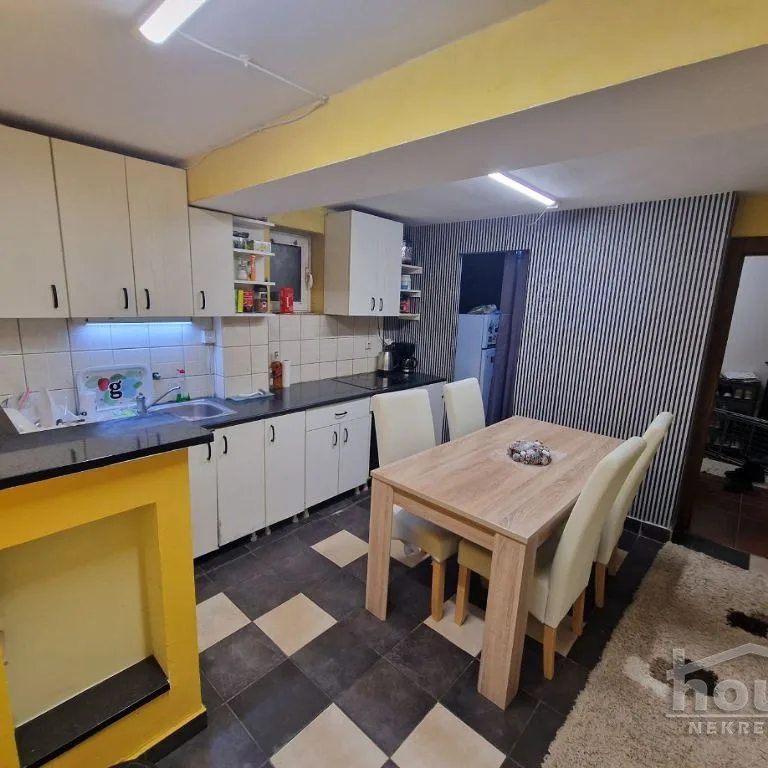 Stan Prodaja Novi Sad  68 m2