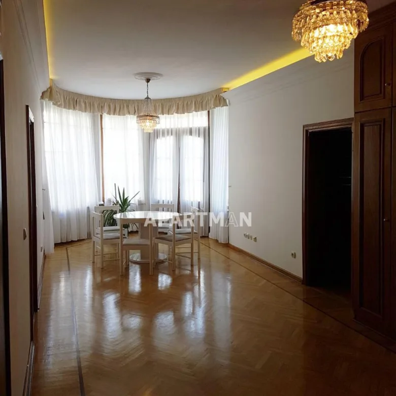 Kuća Izdavanje Beograd Senjak 415 m2