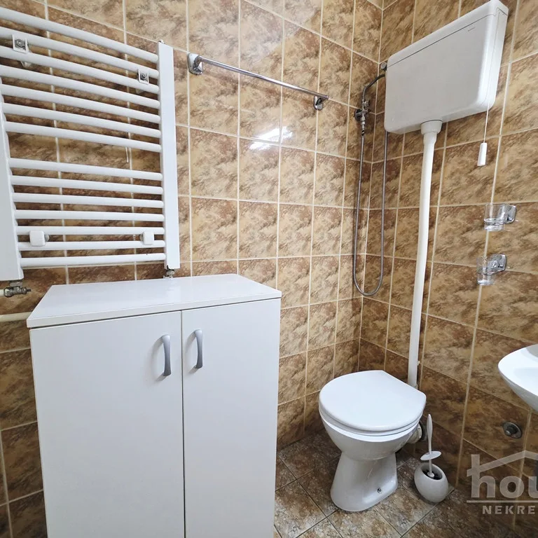 Dvosoban stan na prodaju, Bulevar Oslobođenja, Novi Sad, 53m², 185.500 €