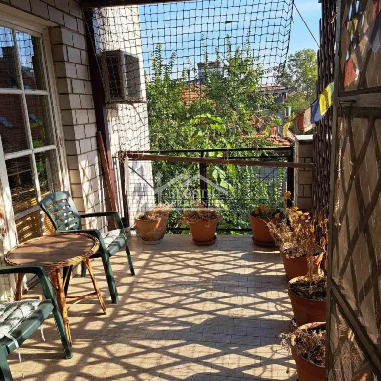 Stan Izdavanje Beograd Dorćol 62 m2