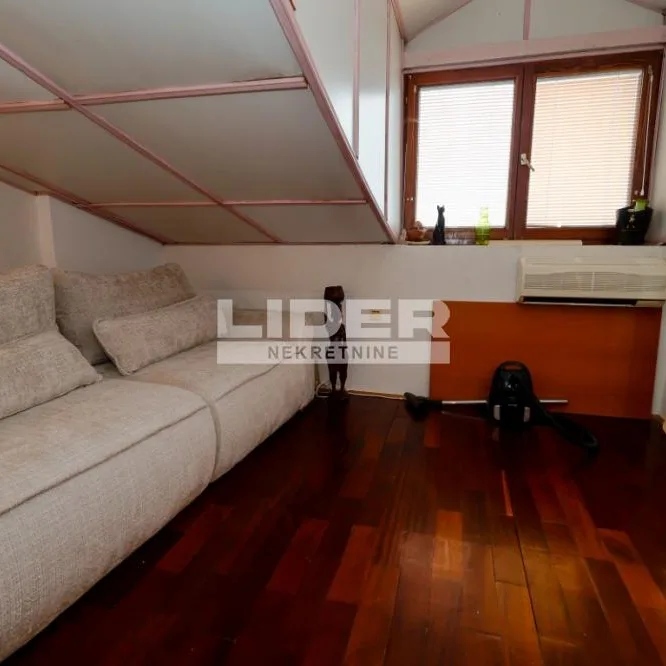 Trosoban stan na prodaju, Dorćol, Beograd, 110m², 4. sprat, 415.000 €