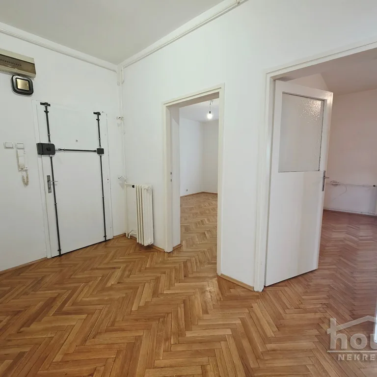 Dvoiposoban stan na prodaju, Kej, Novi Sad, 68m², 4. sprat, 205.000 €