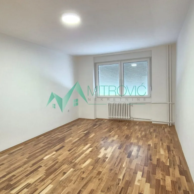 Stan Prodaja Novi Sad  95 m2