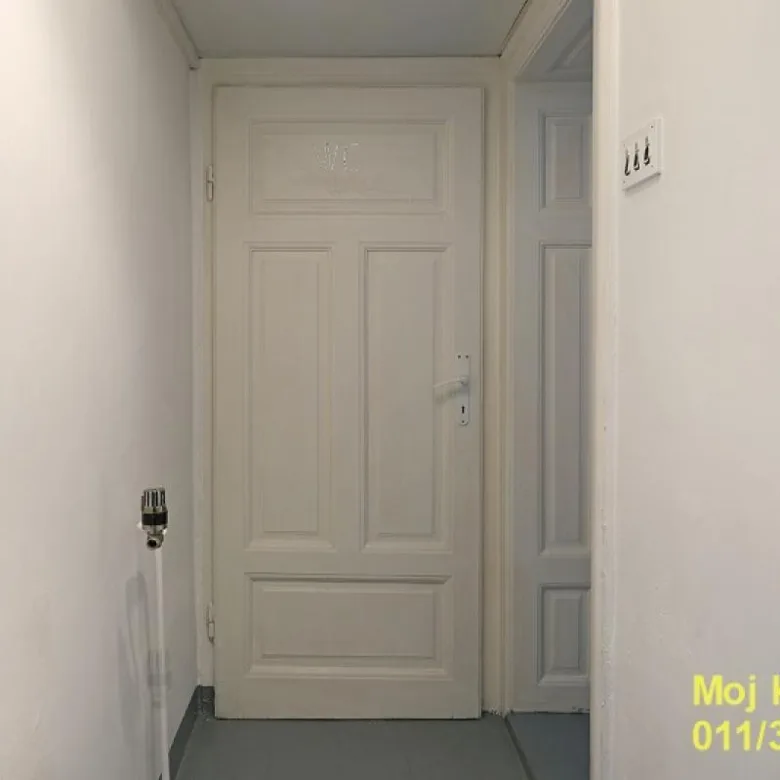 Trosoban stan na prodaju, Profesorska Kolonija, Beograd, 84m², 350.000 €