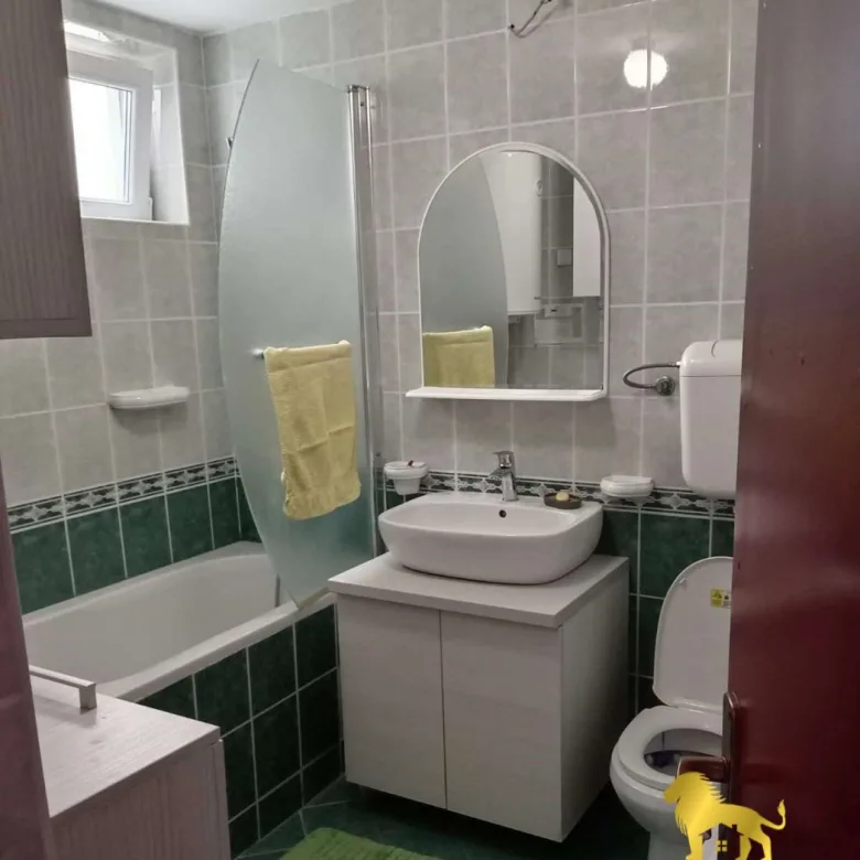 Stan Izdavanje Novi Sad  47 m2