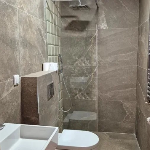 Četvorosoban stan na prodaju, Banovo Brdo, Beograd, 120m², 370.000 €