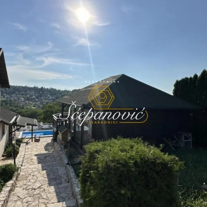 Kuća Izdavanje Novi Sad Čardak 223 m2