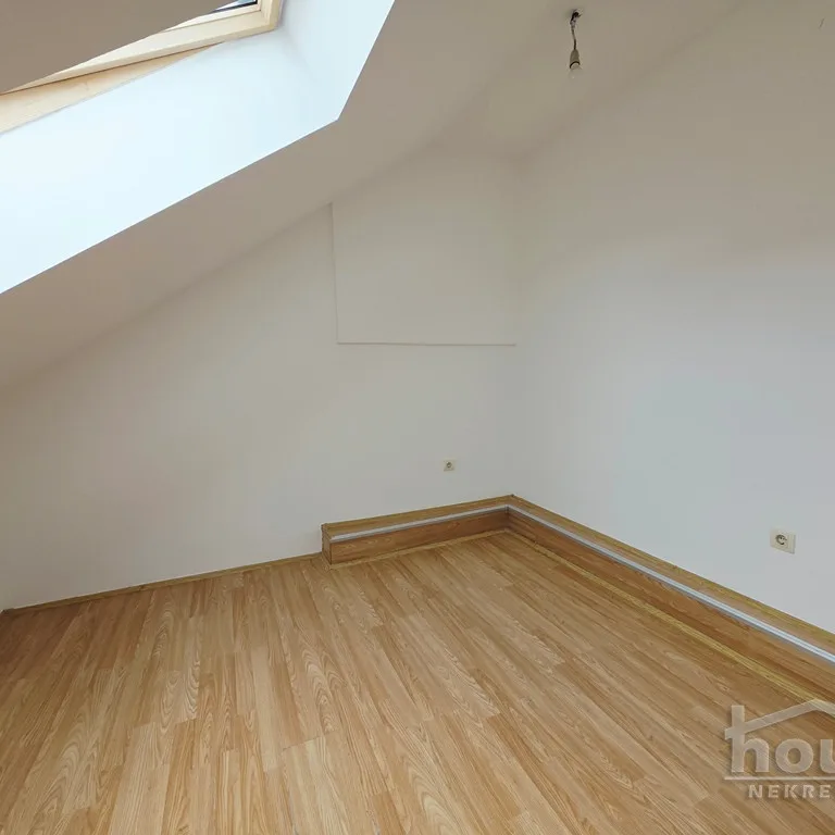 Četvorosoban stan na prodaju, Bulevar Oslobođenja, Novi Sad, 51m², 5. sprat, 240.000 €