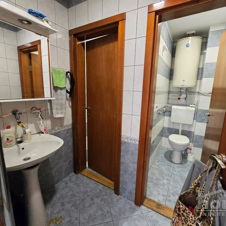Petosoban stan na prodaju, Centar, Novi Sad, 216m², 4. sprat, 484.100 €