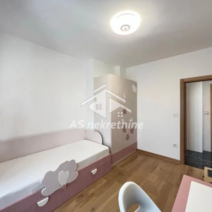 Četvorosoban stan na prodaju, Južni Bulevar, Beograd, 88m², 387.000 €
