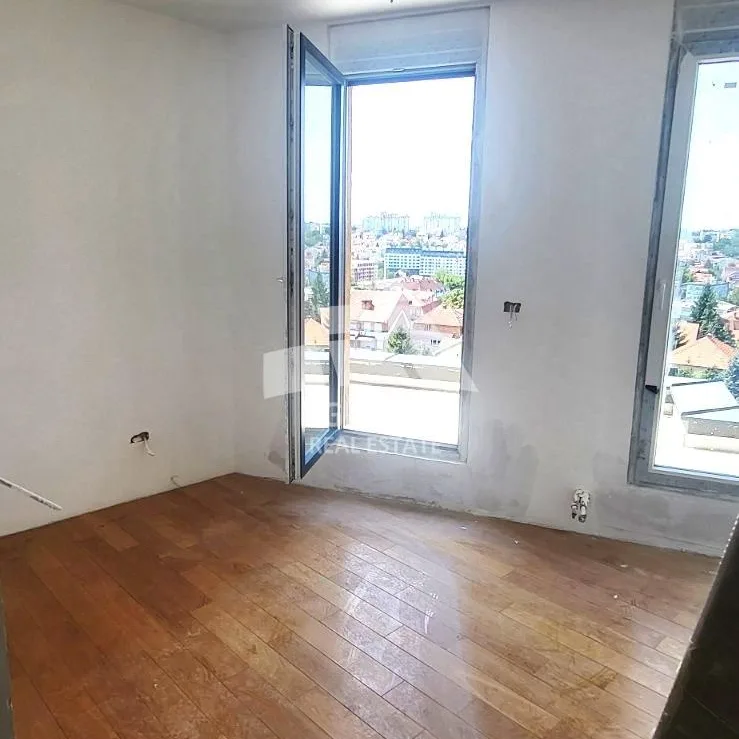 Stan Prodaja Beograd TC Stadion 88.75 m2