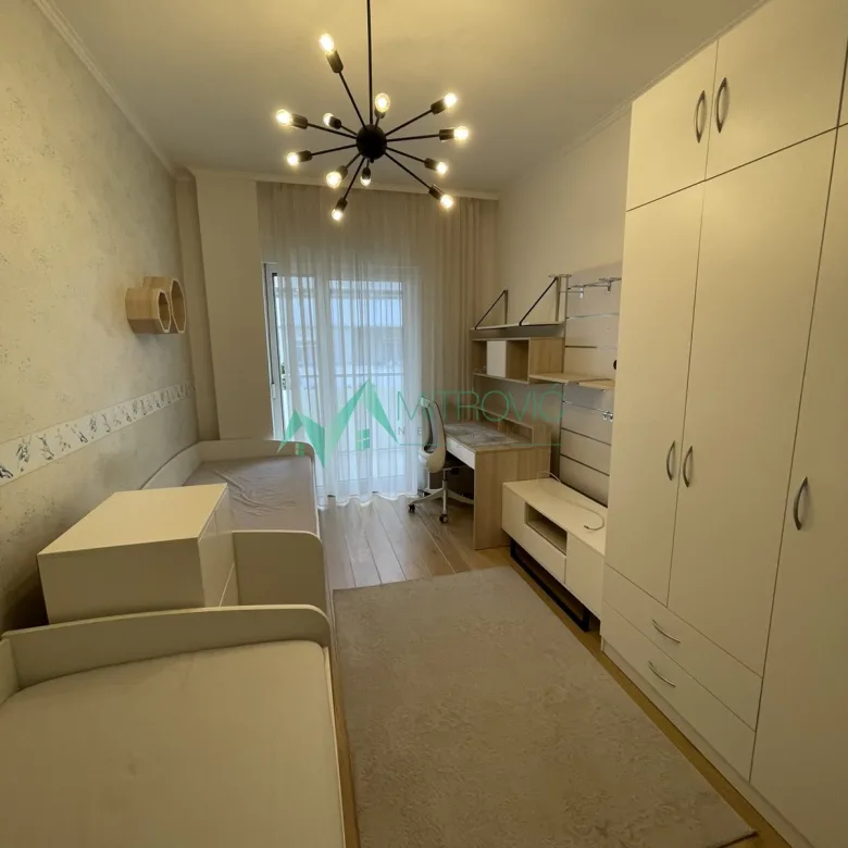 Trosoban stan na prodaju, Liman 3, Novi Sad, 105m², 2. sprat, 432.600 €