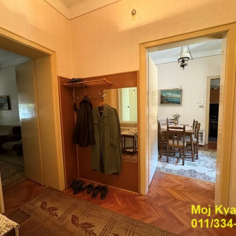 Kuća za izdavanje, Centar, Pančevo, 142m², 1.000 €/mes