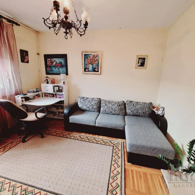Troiposoban stan na prodaju, Bulevar Oslobođenja, Novi Sad, 80m², 5. sprat, 208.000 €