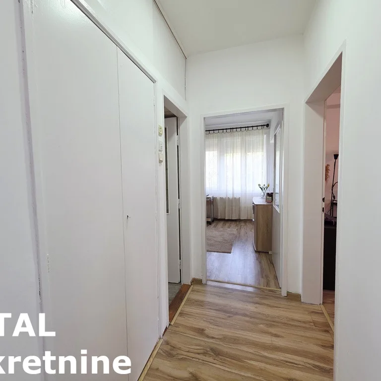 Trosoban stan na prodaju, Centar, Novi Sad, 71m², 1. sprat, 227.200 €