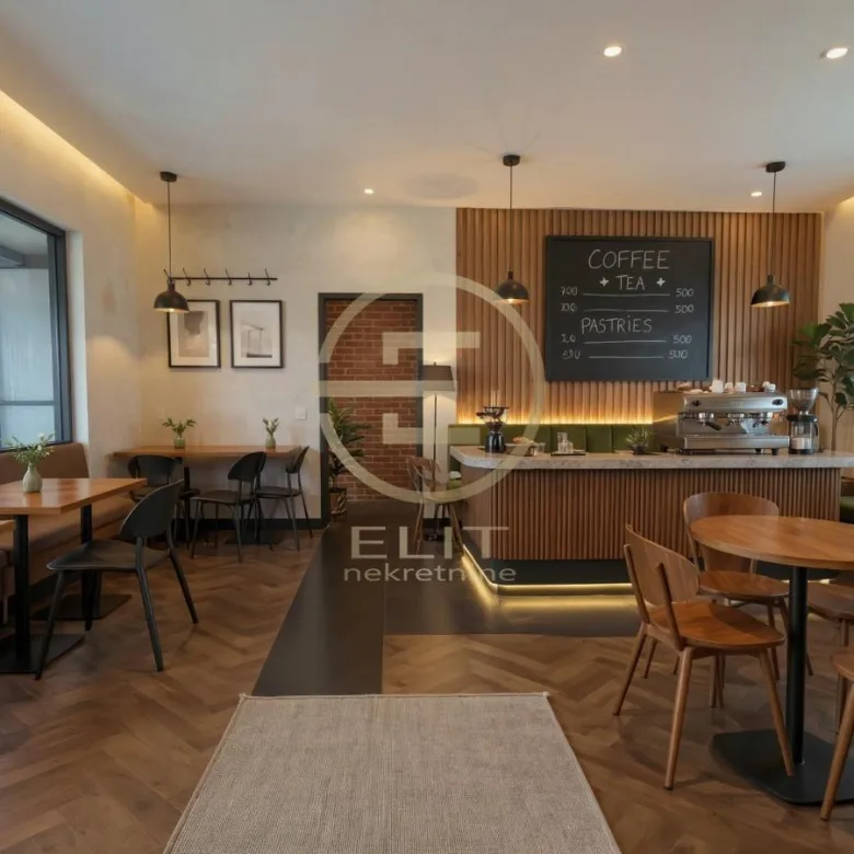 Lokal za izdavanje, Bulevar Patrijarha Pavla, Novi Sad, 314m², 3.000 €/mes